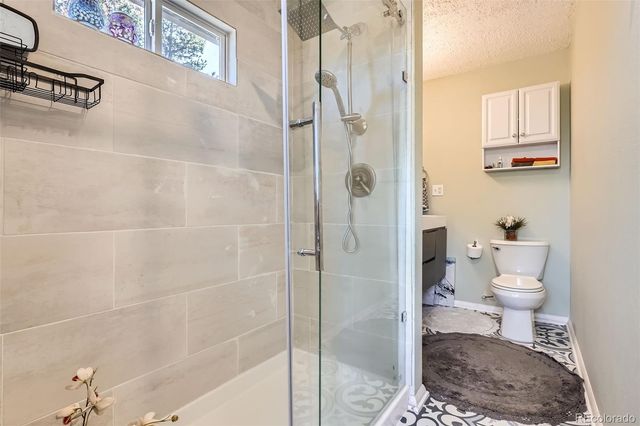 33 L Road, Golden, CO 80403