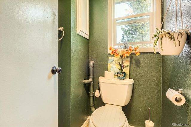 33 L Road, Golden, CO 80403