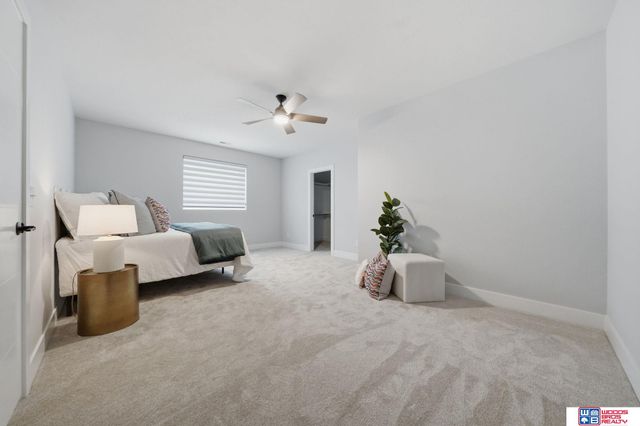 3475 Tree Line Drive, Lincoln, NE 68516
