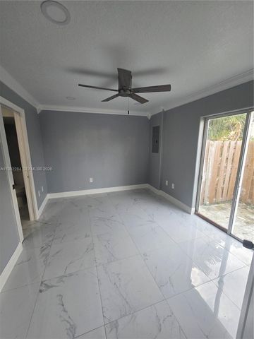 252 NE 212th Ter, Miami, FL 33179