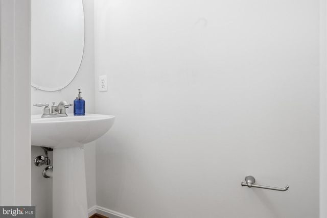 51 BATTLEFIELD DR, Charles Town, WV 25414