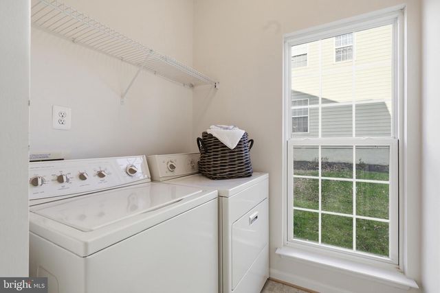 51 BATTLEFIELD DR, Charles Town, WV 25414