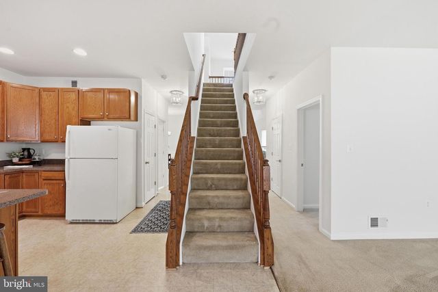 51 BATTLEFIELD DR, Charles Town, WV 25414