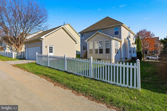 51 BATTLEFIELD DR, Charles Town, WV 25414