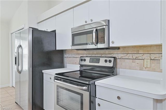 21341 Lancaster RUN 422, Estero, FL 33928