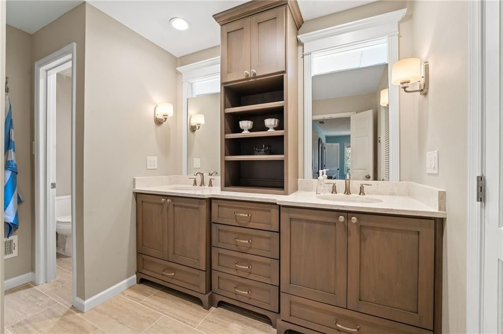 Image 22 of property listing at 2648 Ravenoaks Place, Marietta, GA 30062