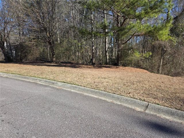 84 Essex Lane, Hiram, GA 30141