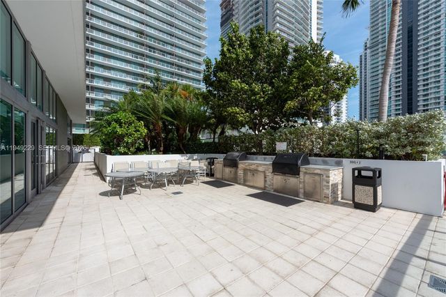 79 SW 12th St 1911-S, Miami, FL 33130