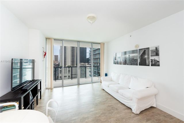 79 SW 12th St 1911-S, Miami, FL 33130