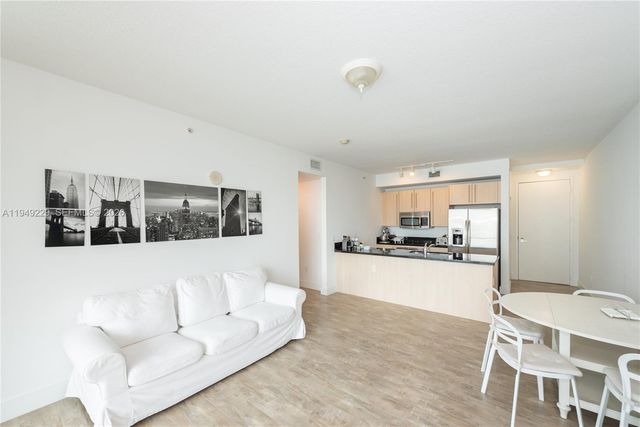 79 SW 12th St 1911-S, Miami, FL 33130