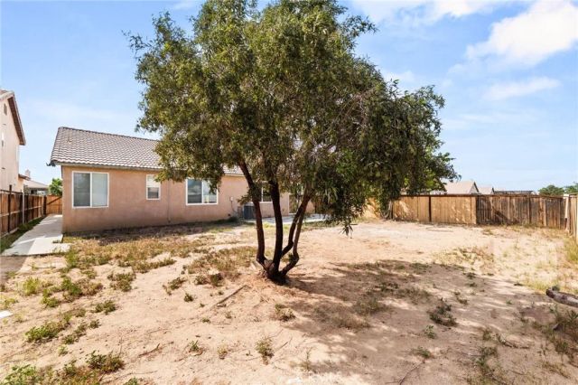 13579 Thunderbird, Victorville, CA 92392