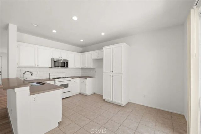 13579 Thunderbird, Victorville, CA 92392