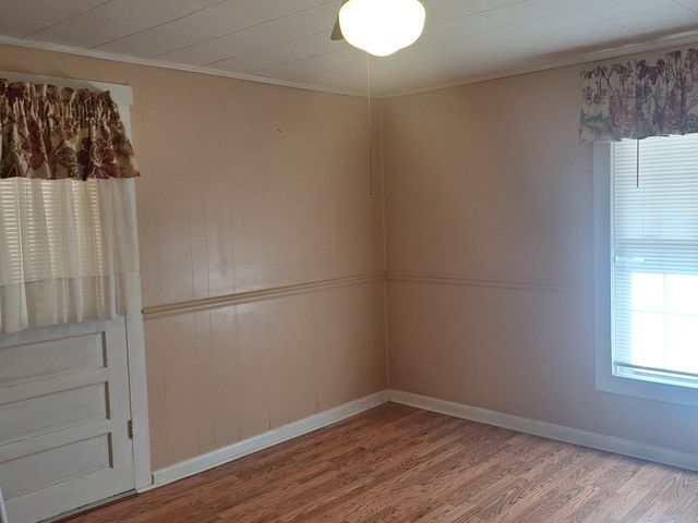 32 N Bradley Rd, Lawrenceburg, TN 38464