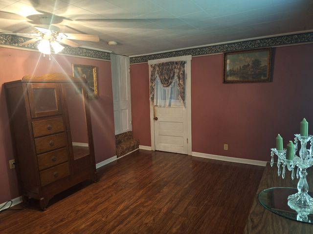 32 N Bradley Rd, Lawrenceburg, TN 38464