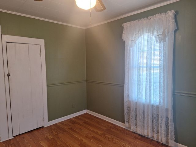 32 N Bradley Rd, Lawrenceburg, TN 38464