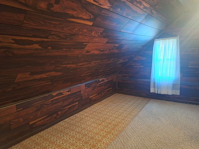 32 N Bradley Rd, Lawrenceburg, TN 38464