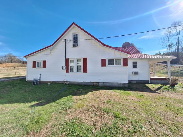 32 N Bradley Rd, Lawrenceburg, TN 38464