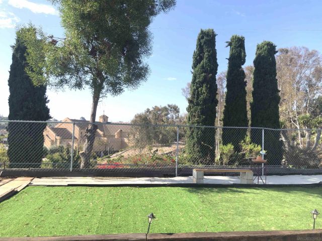 4517 Quailridge Dr, Oceanside, CA 92056