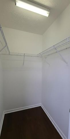 623 Hawthorn Lane, Grayson, GA 30017