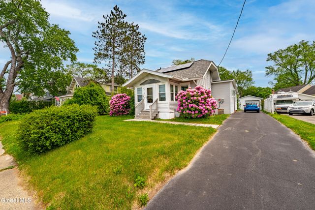 6 Campbell Avenue, Castleton-on-hudson, NY 12033