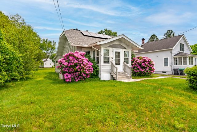 6 Campbell Avenue, Castleton-on-hudson, NY 12033