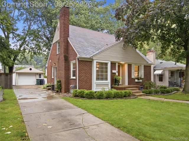 3250 Warick Road, Royal Oak, MI 48073