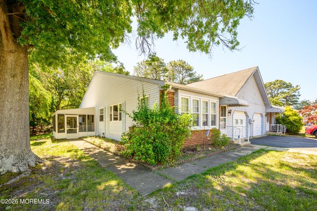 8A Portsmouth Street 54B, Whiting, NJ 08759