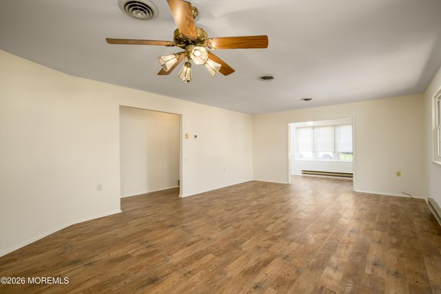 8A Portsmouth Street 54B, Whiting, NJ 08759