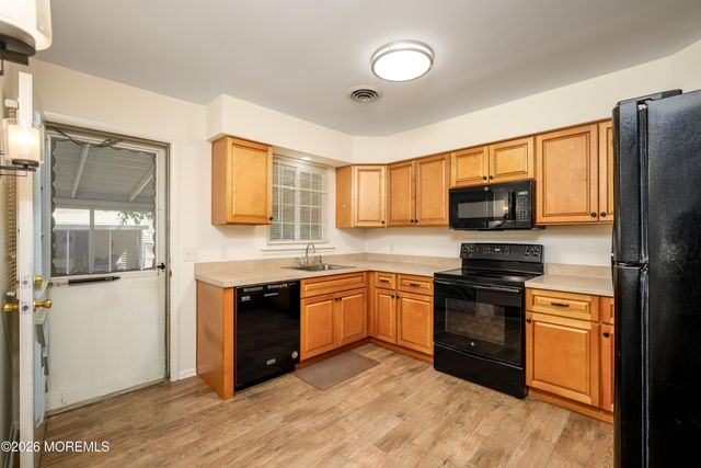 8A Portsmouth Street 54B, Whiting, NJ 08759