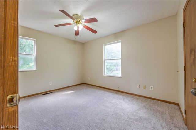 1404 Lakeview Avenue, Cleveland, OH 44112
