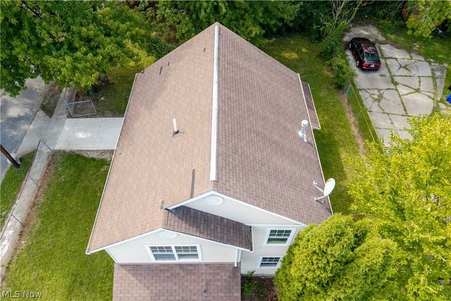 1404 Lakeview Avenue, Cleveland, OH 44112