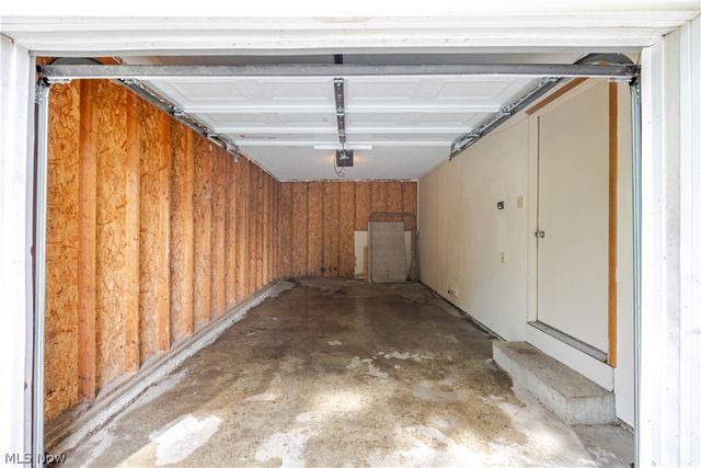 1404 Lakeview Avenue, Cleveland, OH 44112