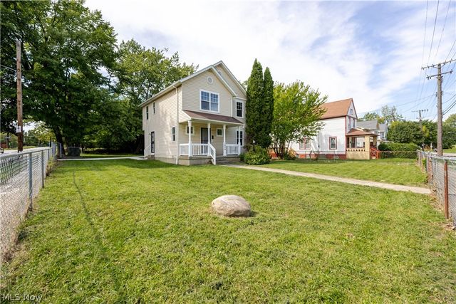 1404 Lakeview Avenue, Cleveland, OH 44112