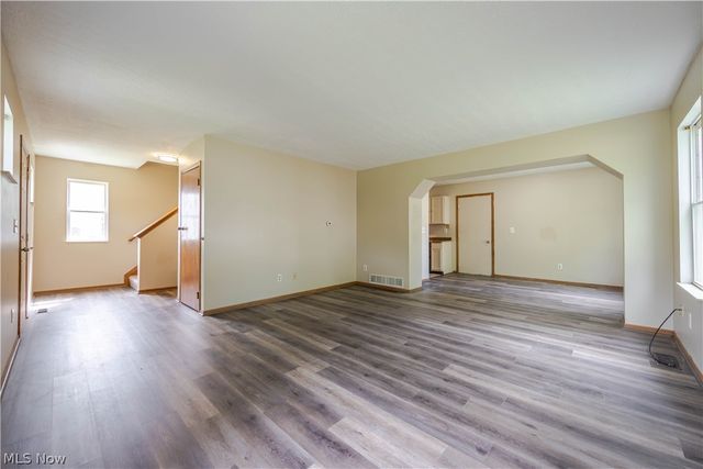1404 Lakeview Avenue, Cleveland, OH 44112