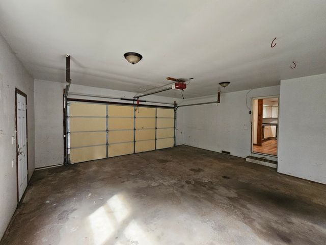 2721 N Jongkind Park Drive, La Porte, IN 46350