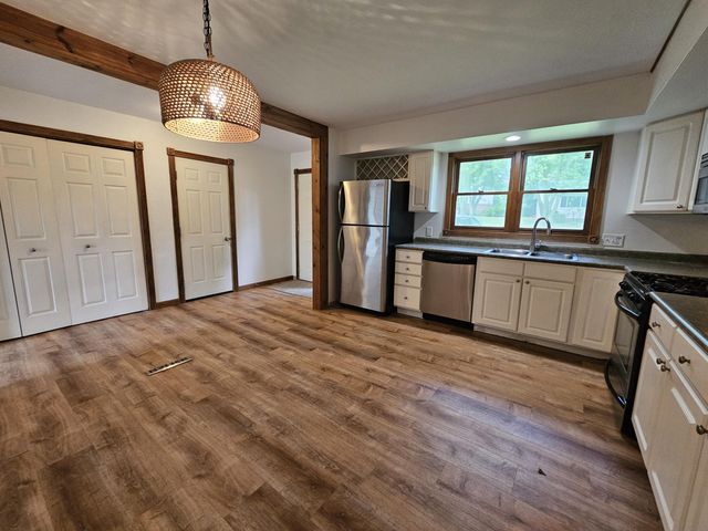 2721 N Jongkind Park Drive, La Porte, IN 46350