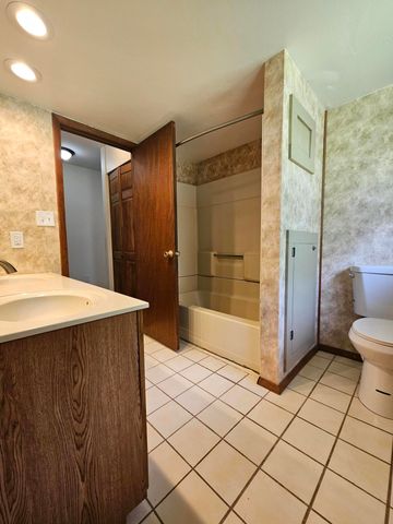 2721 N Jongkind Park Drive, La Porte, IN 46350