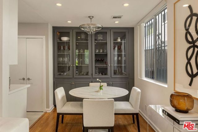 1338 Harvard Street A, Santa Monica, CA 90404