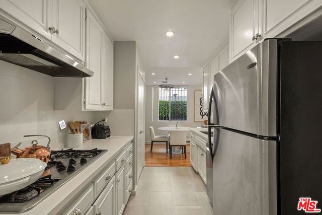 1338 Harvard Street A, Santa Monica, CA 90404