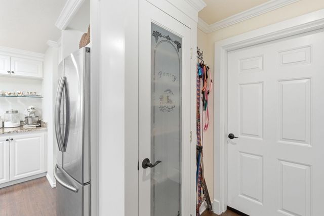 201 Hoffman Way, Grants Pass, OR 97526