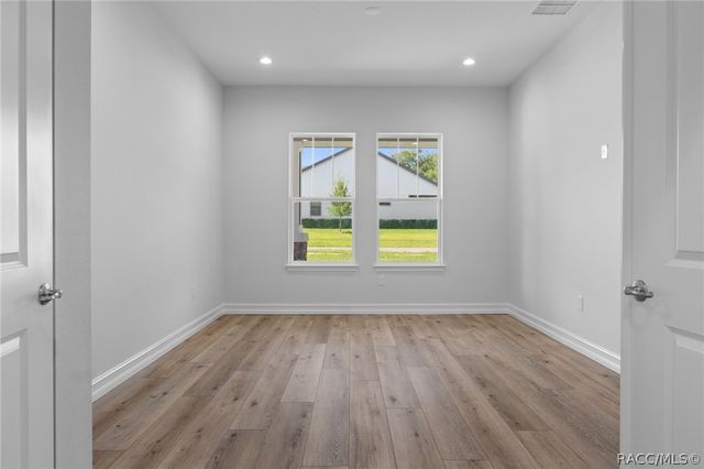 6671 Summit View Drive, Brooksville, FL 34601