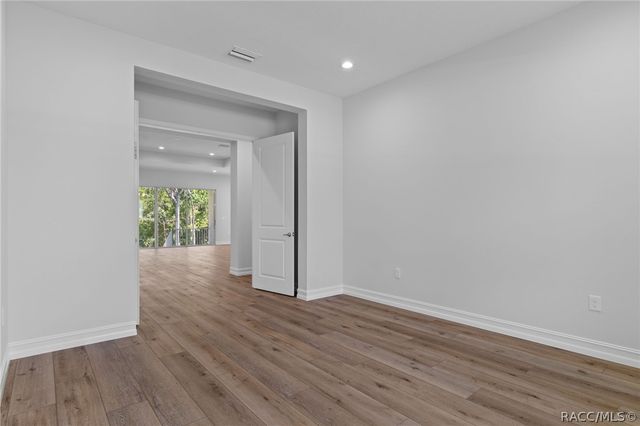 6671 Summit View Drive, Brooksville, FL 34601
