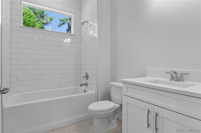 6671 Summit View Drive, Brooksville, FL 34601