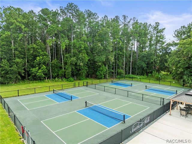 6671 Summit View Drive, Brooksville, FL 34601