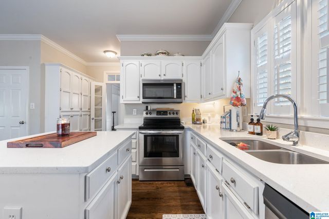 128 CHESHIRE LANE, Pelham, AL 35124