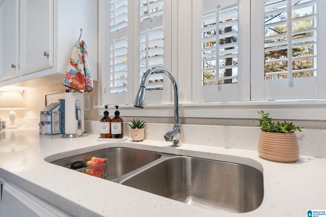 128 CHESHIRE LANE, Pelham, AL 35124