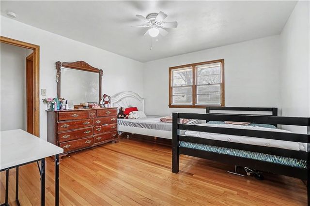 8225 WOOD Avenue, Kansas City, KS 66112