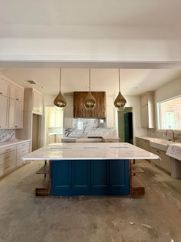 14807 Oxford Avenue, Lubbock, TX 79423