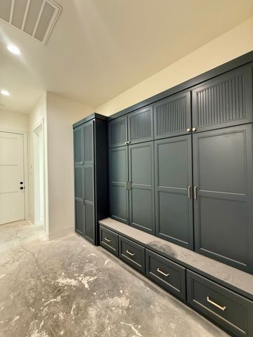 14807 Oxford Avenue, Lubbock, TX 79423