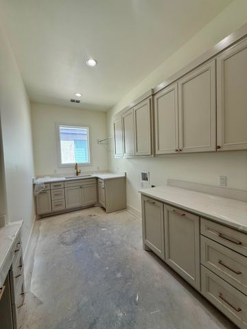 14807 Oxford Avenue, Lubbock, TX 79423